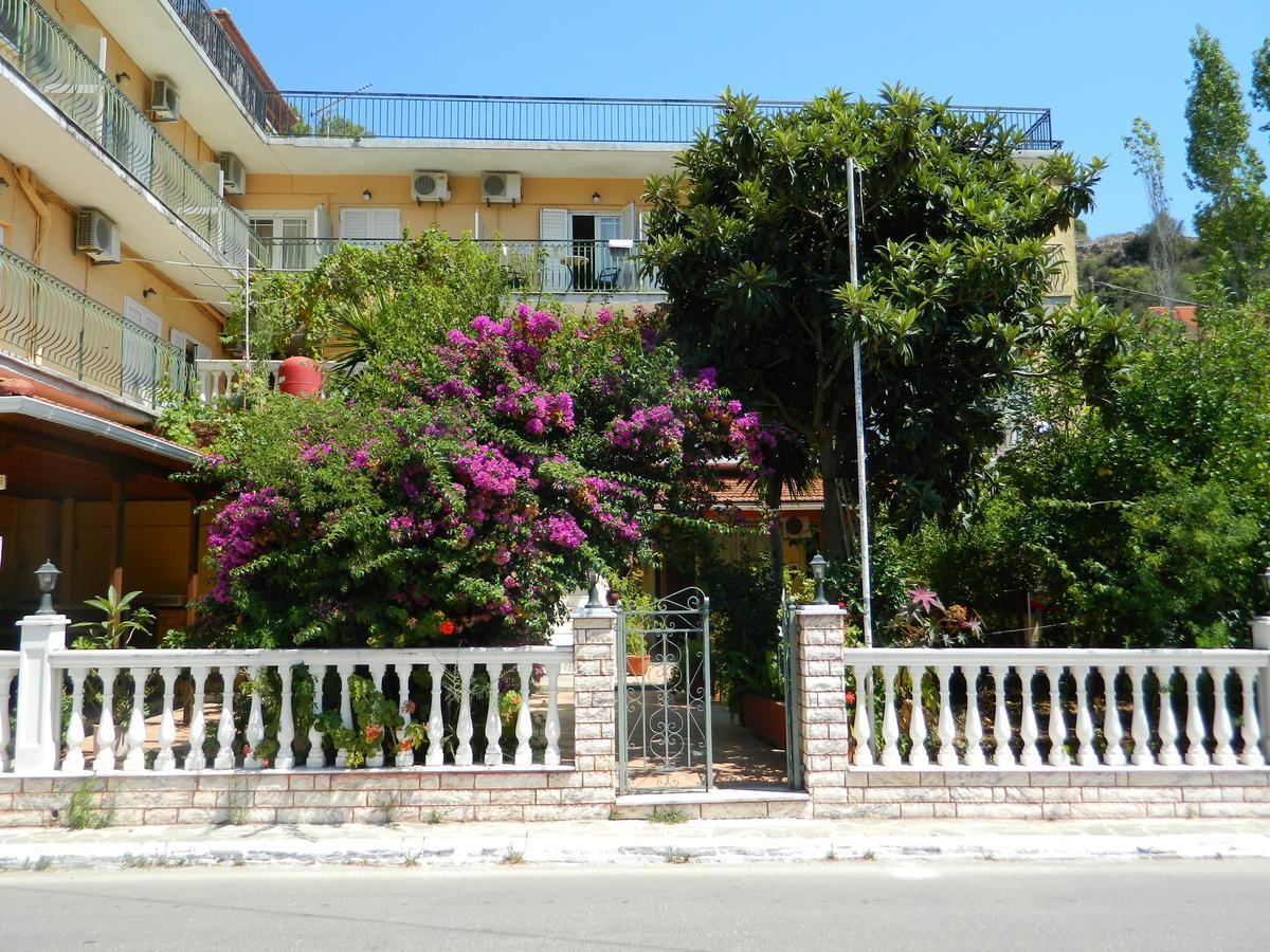 Logara'S Apartments Agia Efimia Zewnętrze zdjęcie